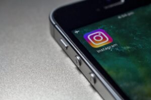 Quem é a pessoa mais seguida do Instagram no Brasil e no mundo? Rankings atualizados!